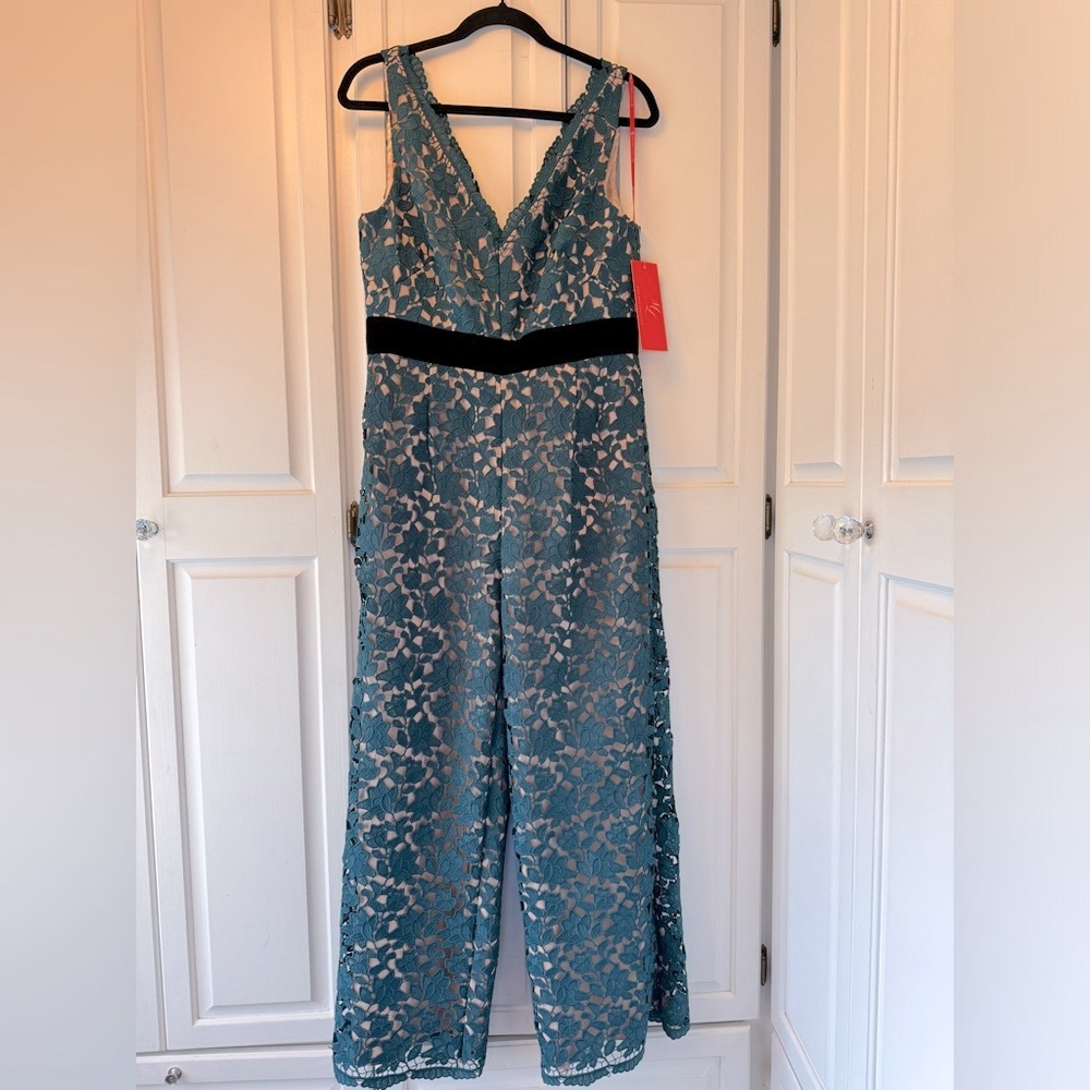 Teal Lace Wide-Leg Jumpsuit with Black Waist - Picture 3 of 11